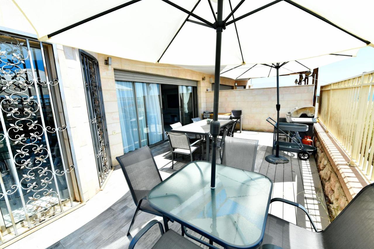 Yalarent Oasis Garden With Private Pool Daire Eilat Dış mekan fotoğraf